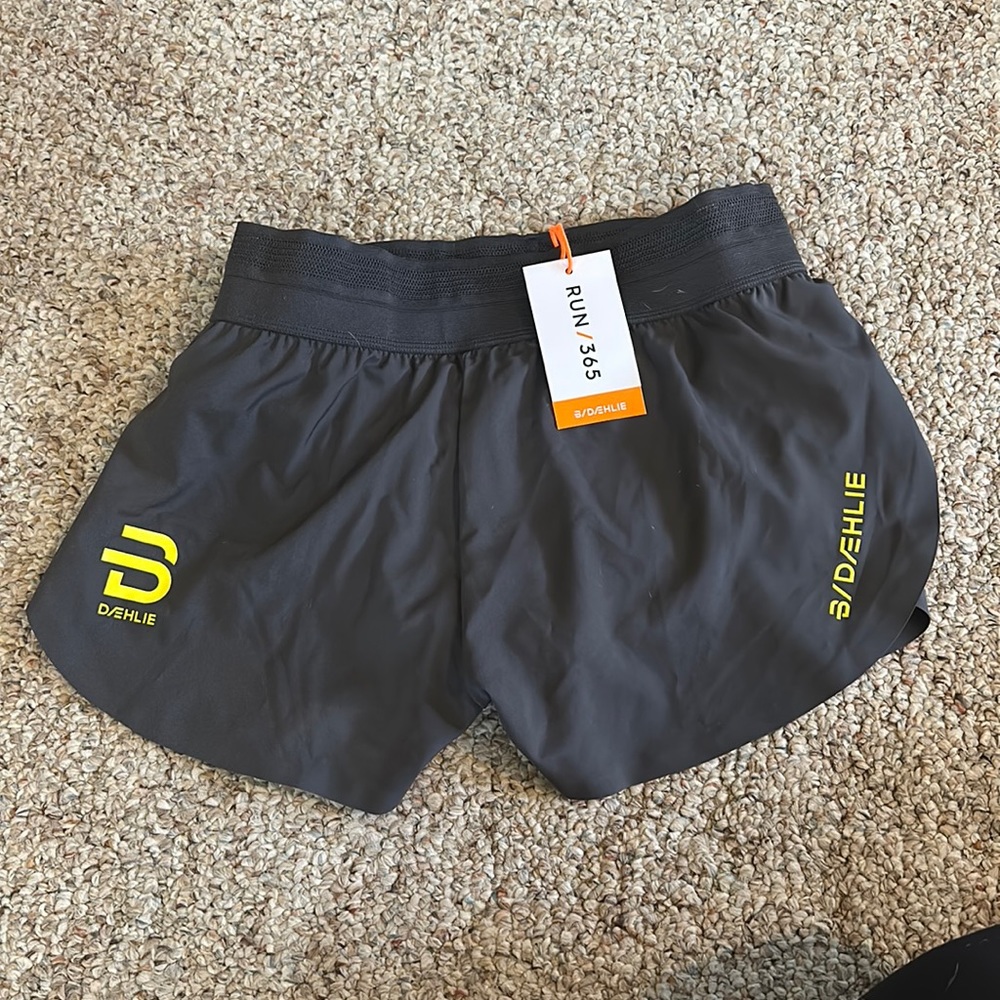 Women’s Elite Running shorts
